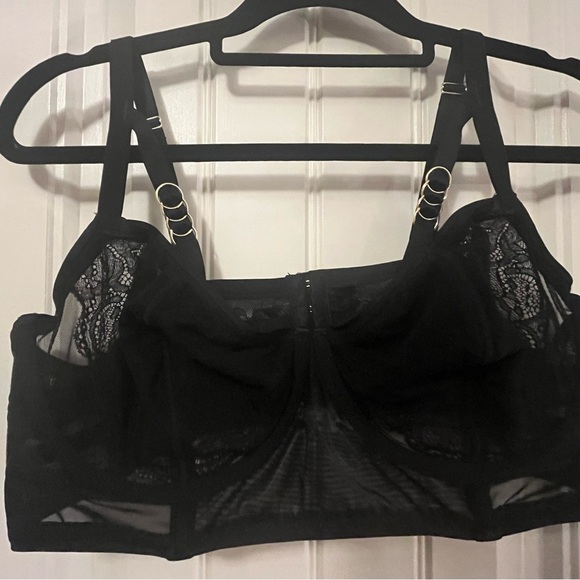 Torrid Elegant Black Lace Bralette, size 2X - Picture 4 of 7